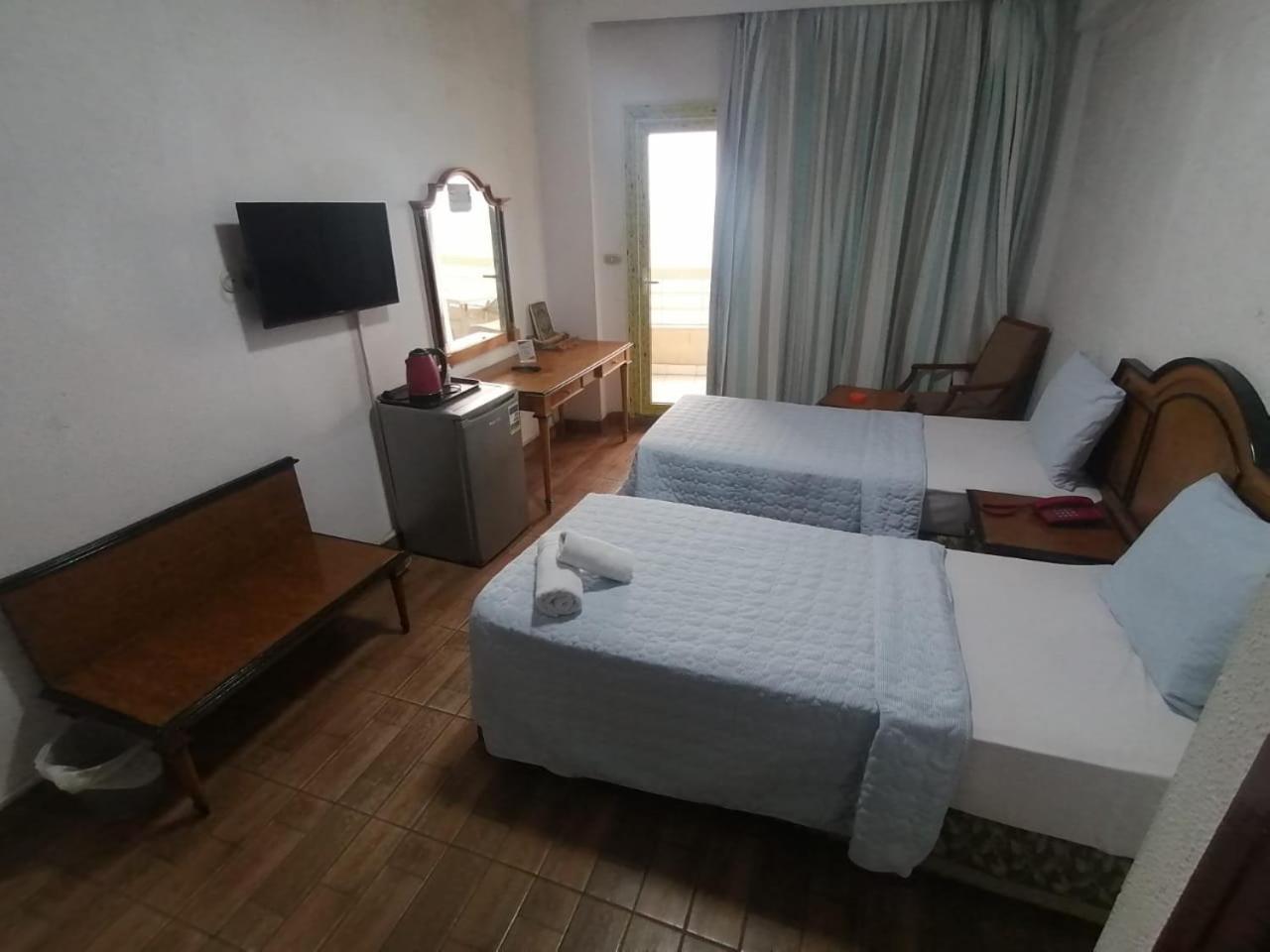 Kaoud Sporting Hotel Alexandrië Buitenkant foto